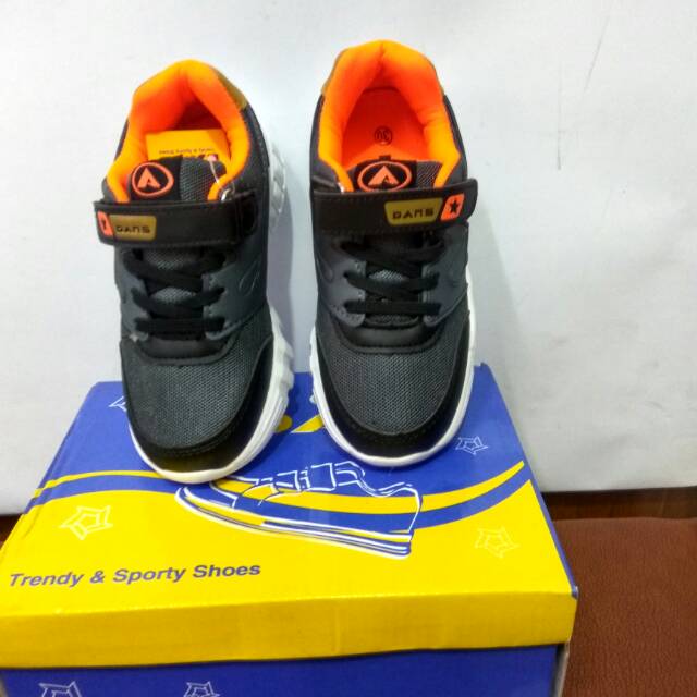 Sepatu Dans wilmer Black... /sepatu anak sekolah..