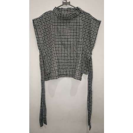 PRELOVED ROMPI KOTAK KOTAK