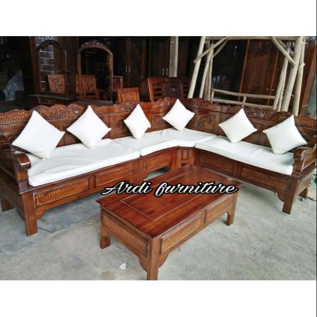 Kursi sudut plus matras sofa plus bantal,meja kursi tamu