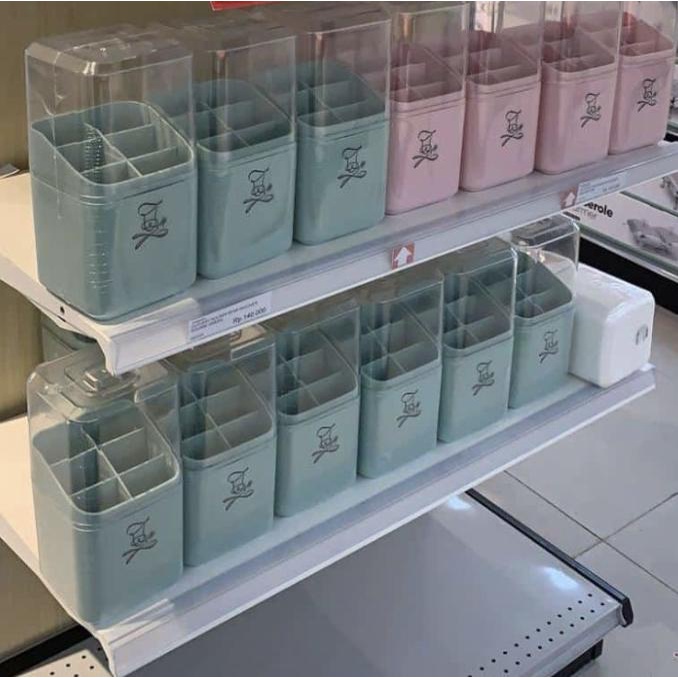 tempat sendok garpu tertutup informa