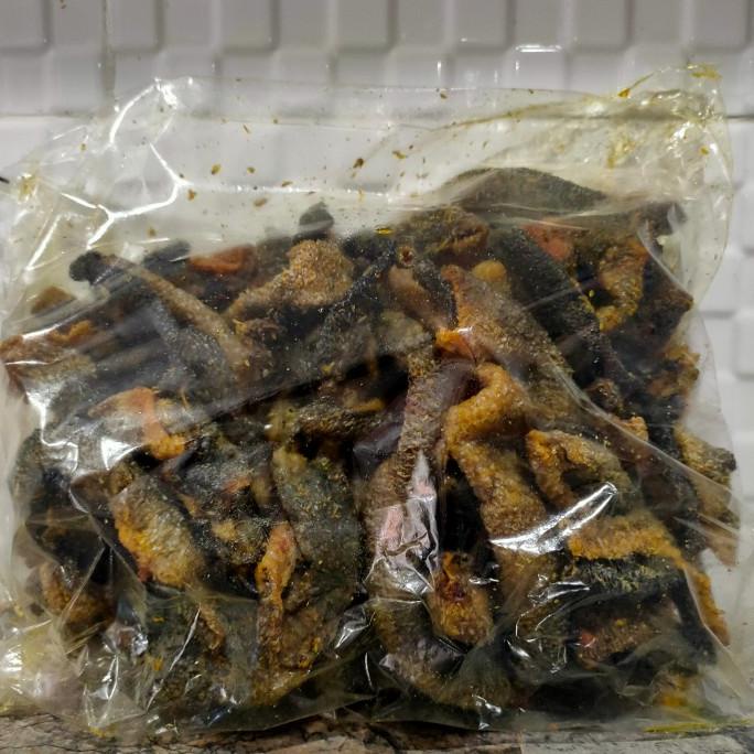 

Bahan Baku Krupuk Kulit Salmon 1 Kg Halal