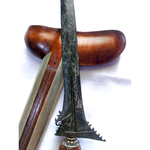 Keris Patrem sinom