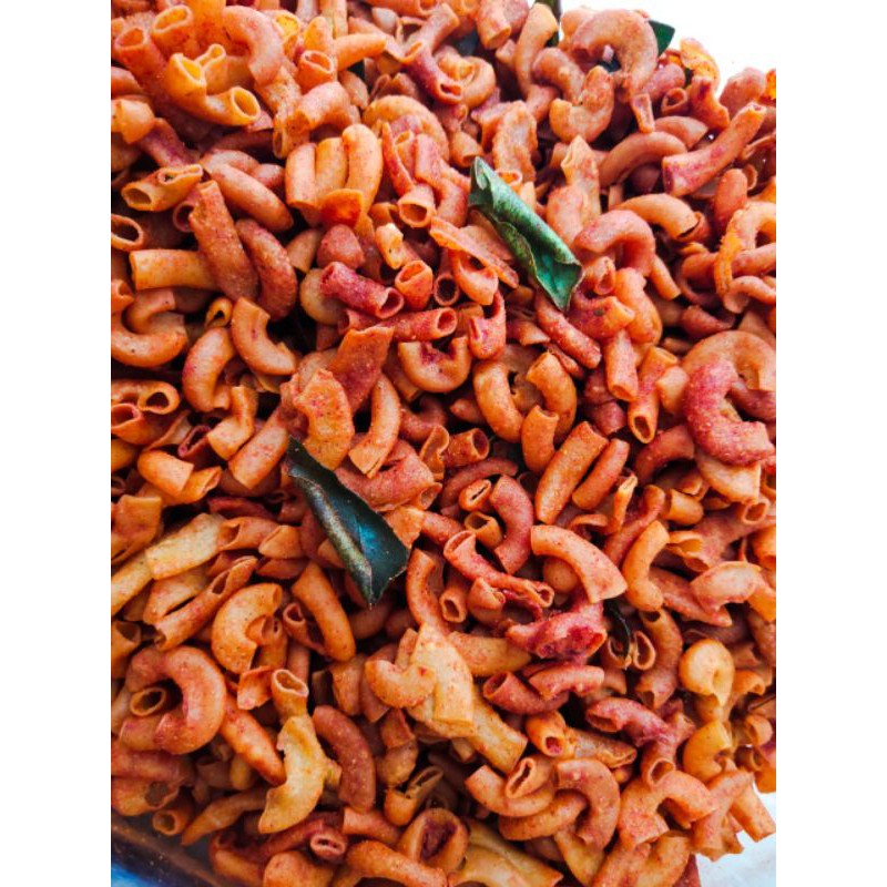 

Makaroni pedas daun jeruk