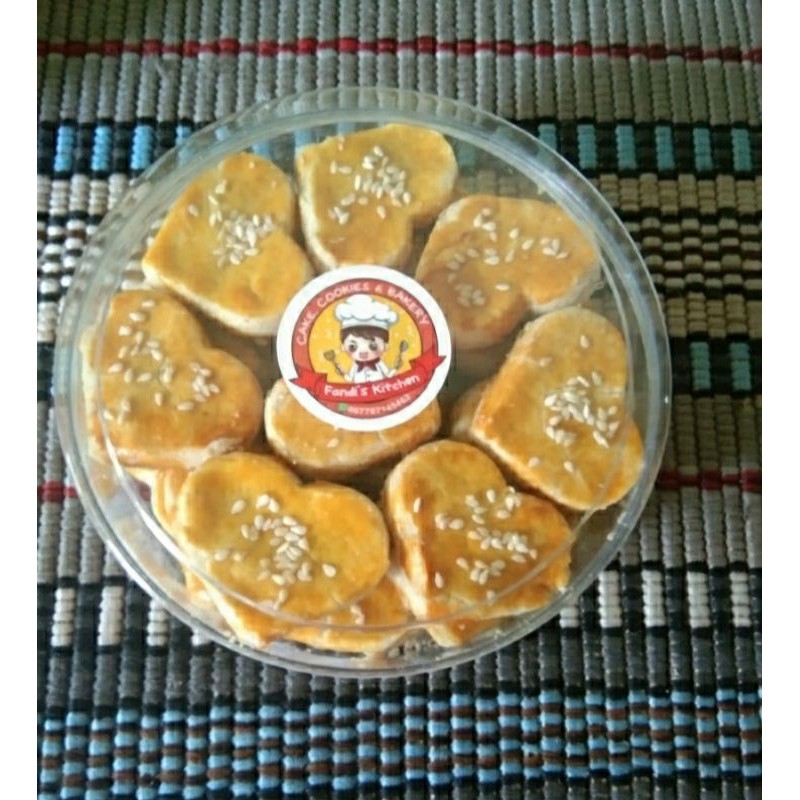 

Kue Kacang