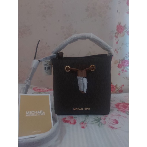 MK Suri Small Bucket Signature Brown (NEW 100% Authentic)