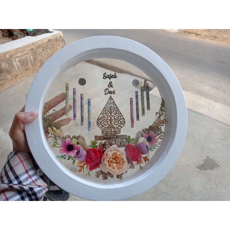 PIGURA BULAT 25*25