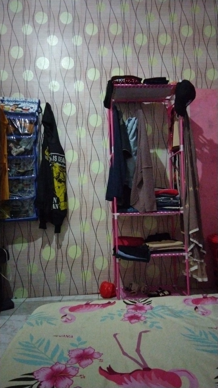 Rak Gantungan Baju Stand Hanger Besi Serbaguna Kotak