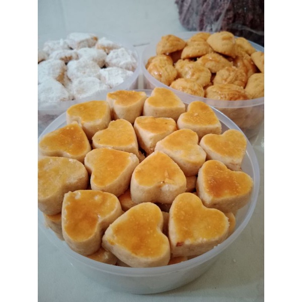 

KUE KACANG, RASA DIJAMIN 100% BIKIN KETAGIHAN. 620gram