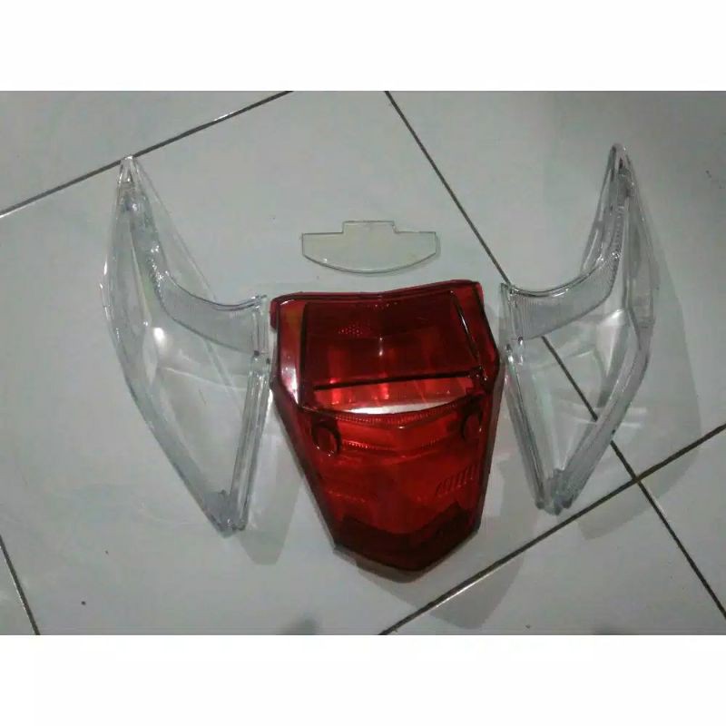 Mika Kaca Lampu Stop Belakang Beat Karbu