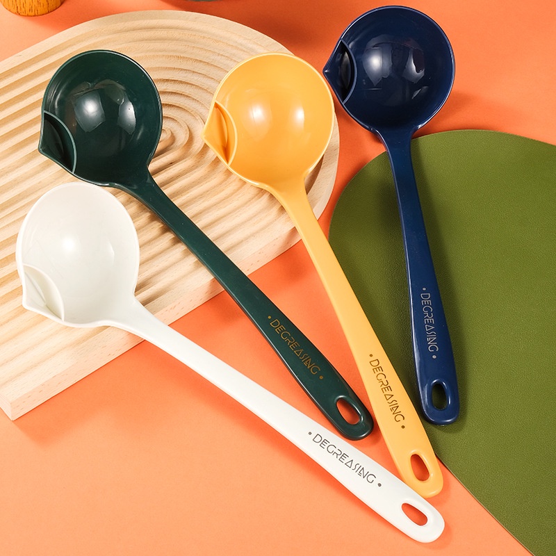 Sendok Sup 2 in 1 Portabel Dengan Saringan Minyak Bahan Plastik Untuk Dapur