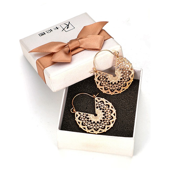 LRC Anting Tusuk Fashion Gold Geometric Hollow Triangle Round V-shaped Opening Earrings F33042
