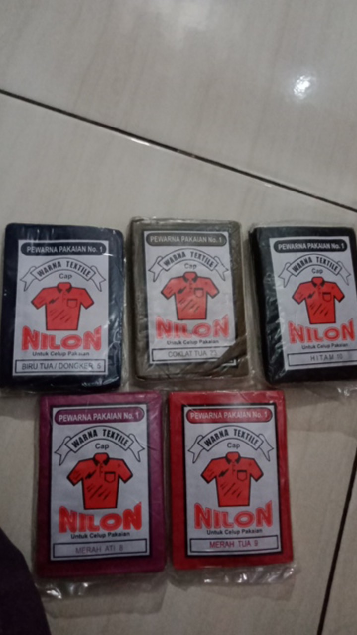 Pewarna Pakaian Nilon 10 Bungkus Per Satu Warna = 7.500
