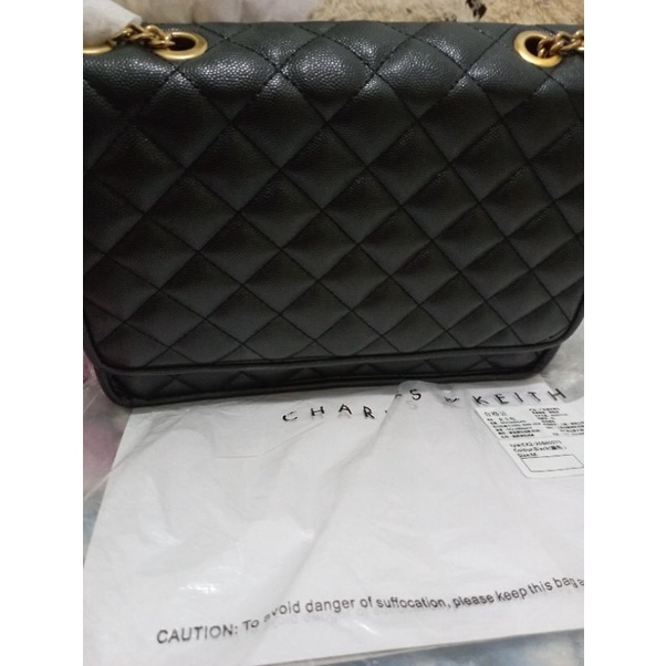 tas charles and keith hitam