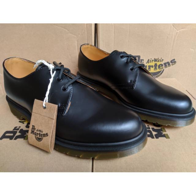 dr martens 1461 pw