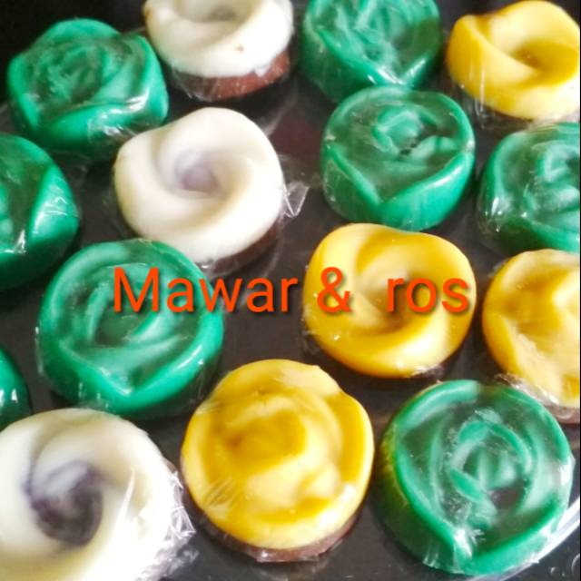 

Coklat karakter mawar & ros