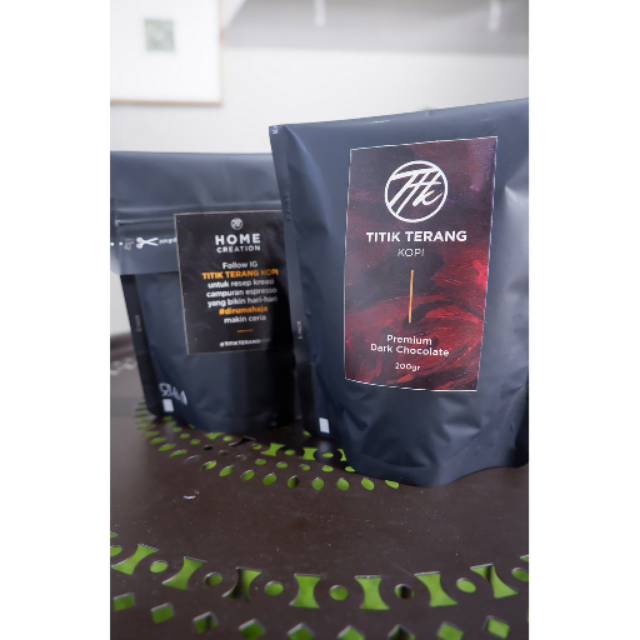 

Premium dark chocolate. Coklat bubuk 200gr