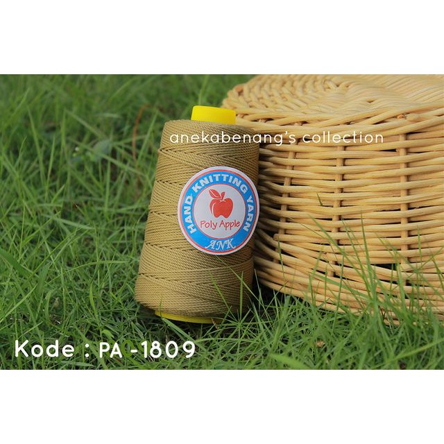 Benang Rajut Poly Apel / Apple Yarn - 1809 (Cokelat Muda)