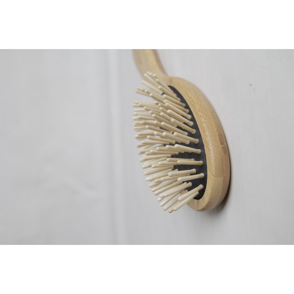 Lumi Bamboo Black Oval - Sisir Rambut Bambu