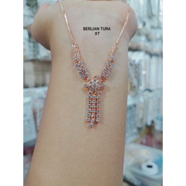 Tura replika berlian Medan bukan  ASLi ya