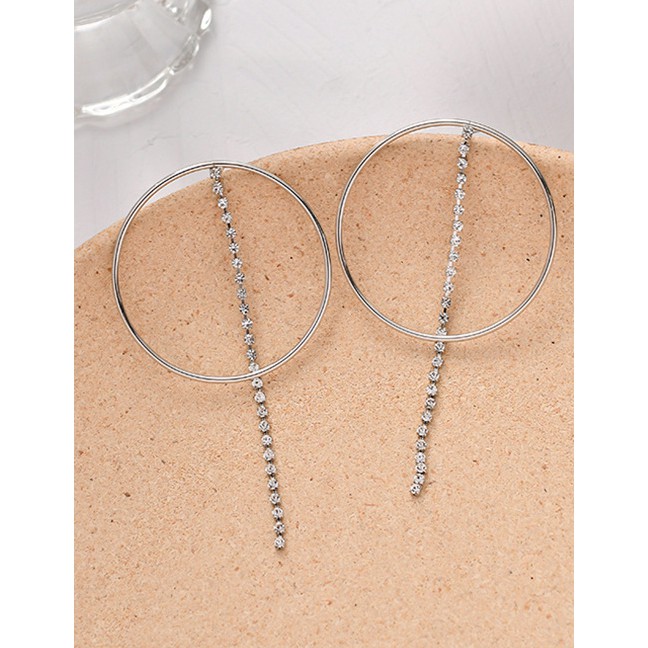 LRC Anting Tusuk Fashion Silver Geometric Circle With Rhinestone Earrings D34118