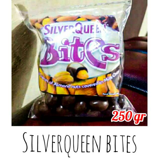 

Silverqueen Bites Almond Coklat | Snack Kiloan Murah Original Cemilan Makanan Ringan / 250 gr