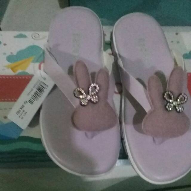 Sendal jepit anak perempuan fladeo