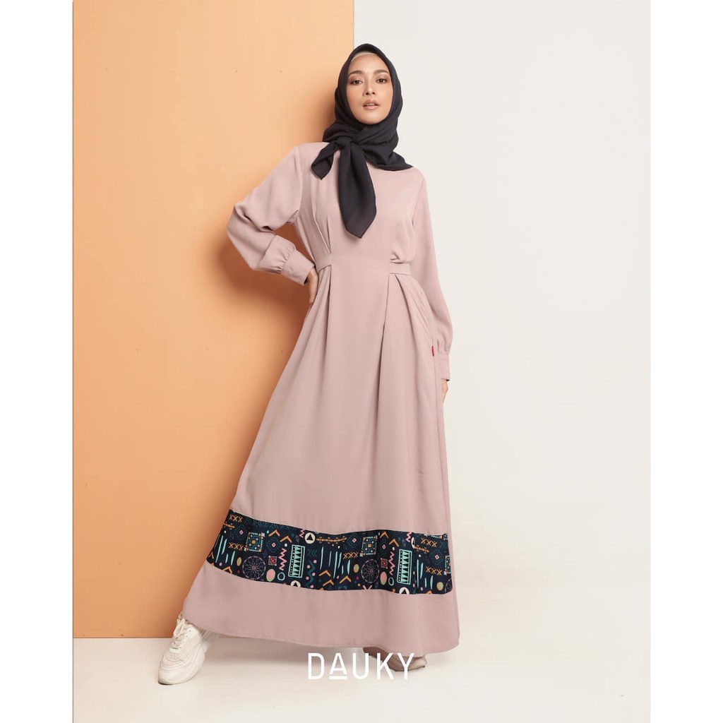 Gamis Wanita / Gamis Terbaru / Gamis Diskon / Gamis Terlaris / Dresscode Frexa Dress Dauky