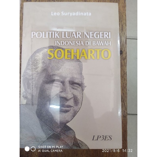 Jual Buku politik luar negeri Indonesia di bawah Soeharto Shopee