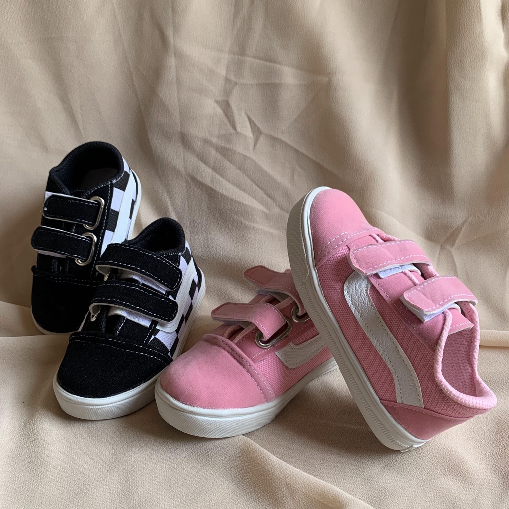 Sepatu vansold skull sepatu anak laki laki sepatu anak perempuan usia 1 3 tahun terfavorit sepatu sneaker anak termurah terlaris Prewalker - sepatu bayi unisex / baby shoes Sepatu Anak Laki Sepatu Bayi Prewalker Shoes 0-18 bulan Import Sepatu Prewalker