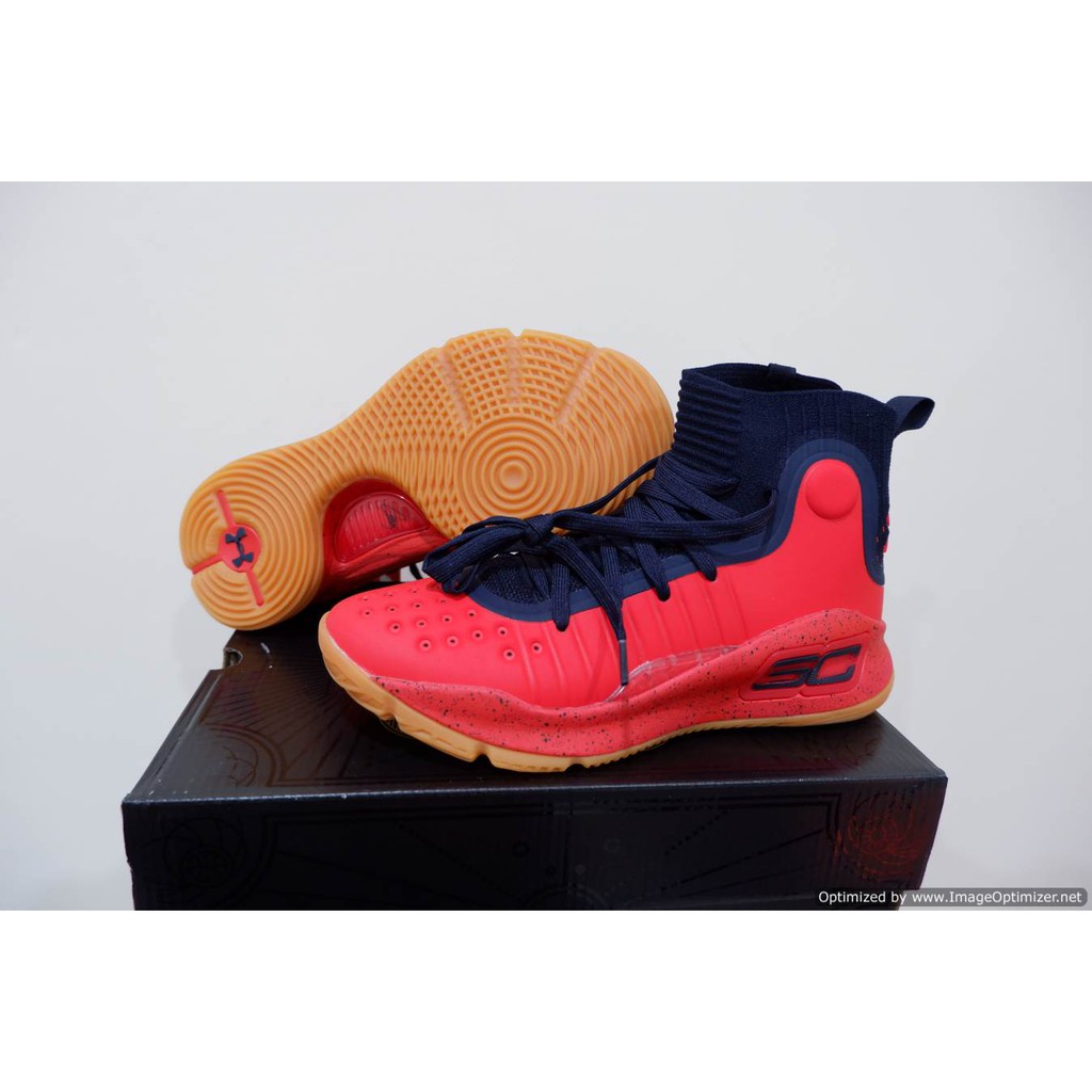 UA CURRY4 HIGH MORE HEART