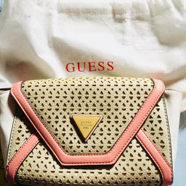 Preloved Tas Guess Original 100%