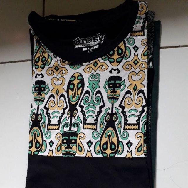 Kaos Distro Pria Premium Motif Batik Katun Etnesia