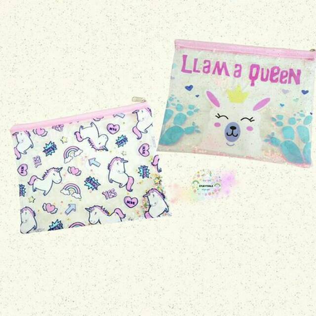 

UNICORN & LLAMA QUEEN PENCIL CASE