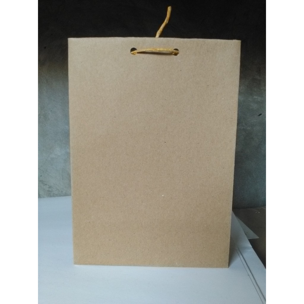 

Paperbag Polos Coklat uk P15xl9xT21 cm