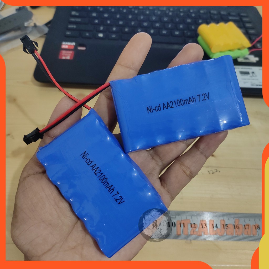 Baterai Mobil remot RC Nicd 2100mAh 7.2V soket Hitam