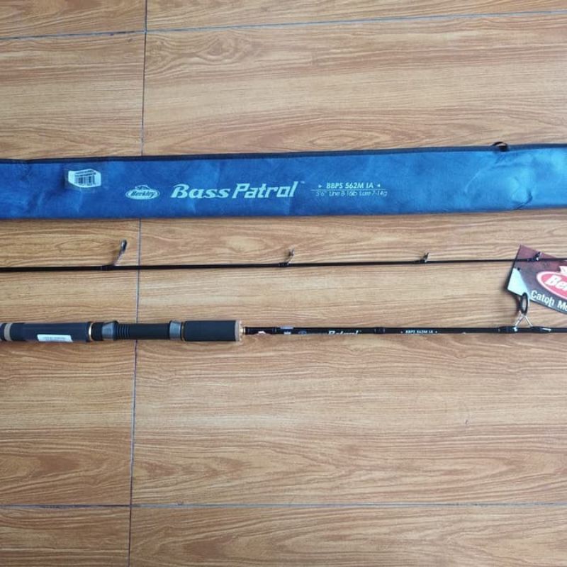 JORAN BERKLEY BASS PATROL 165