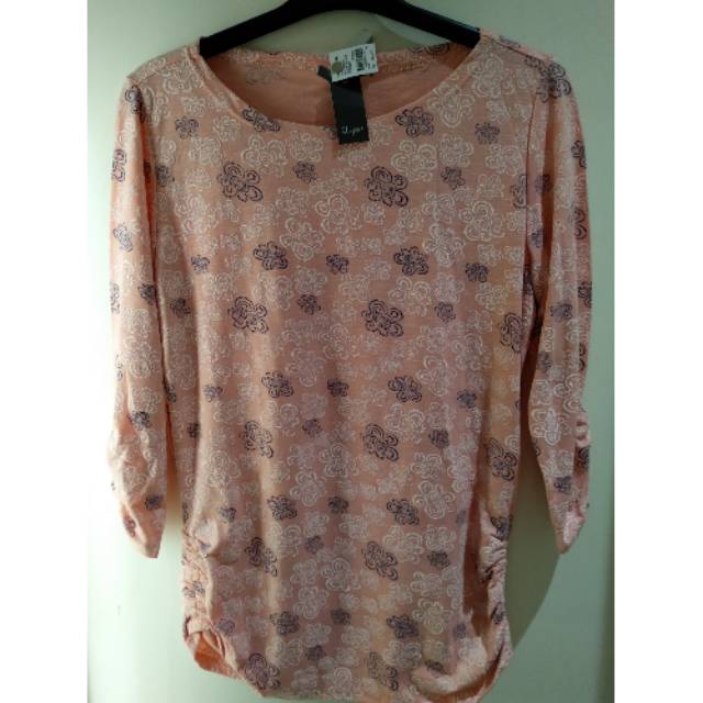 Atasan wanita St Yves