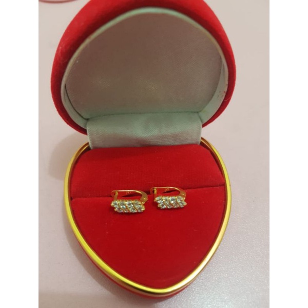 Emas muda anting jepit emas muda perhiasan