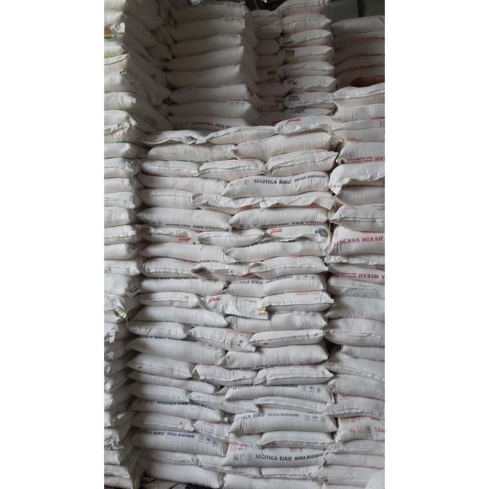 

Terigu Segitiga Biru 25 kg - Bogasari