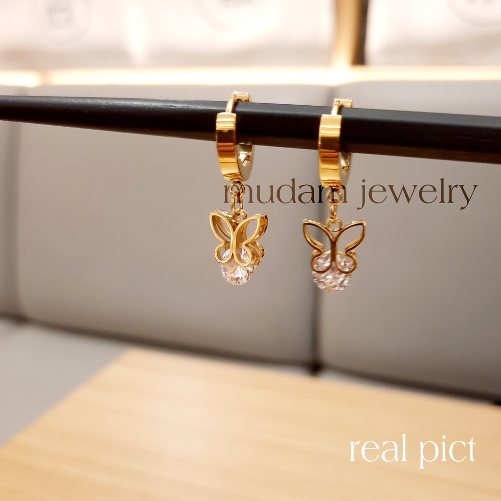 Anting Jepit Titanium Juntai Kupu - Kupu Hollow Dengan Diamond Artifisial