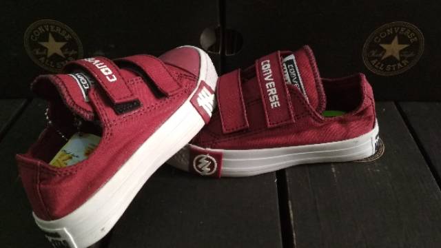 SEPATU CONVERSE PEREKAT ANAK MAROON PETIR UNDERFEATED