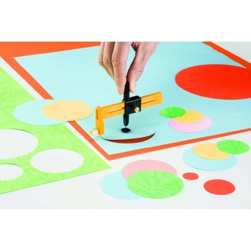 

Murah Circle Cutter Cmp-1 Olfa Memotong Lingkaran 1Cm-15Cm Gilaa!!!