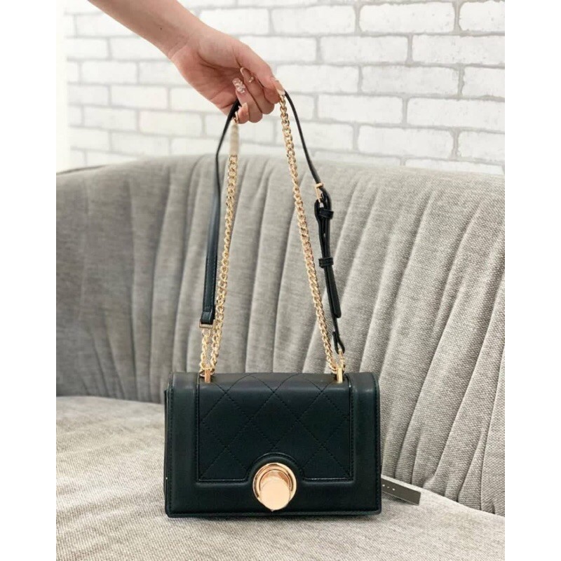 P110 Pedro Quilted Shoulder Bag