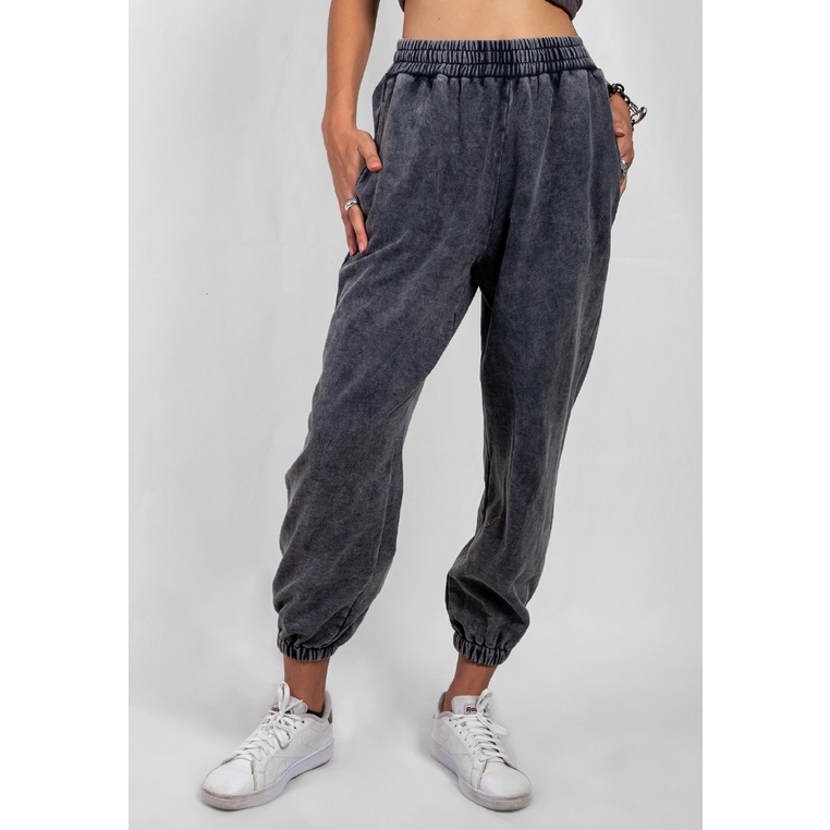OCWA DOM WASHED BLACK SWEATPANTS