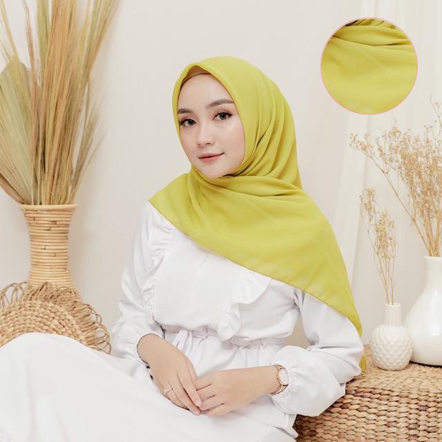 Hijab Segiempat Polycotton 115 x 115 Warna Part 1 Bella Square-LIME