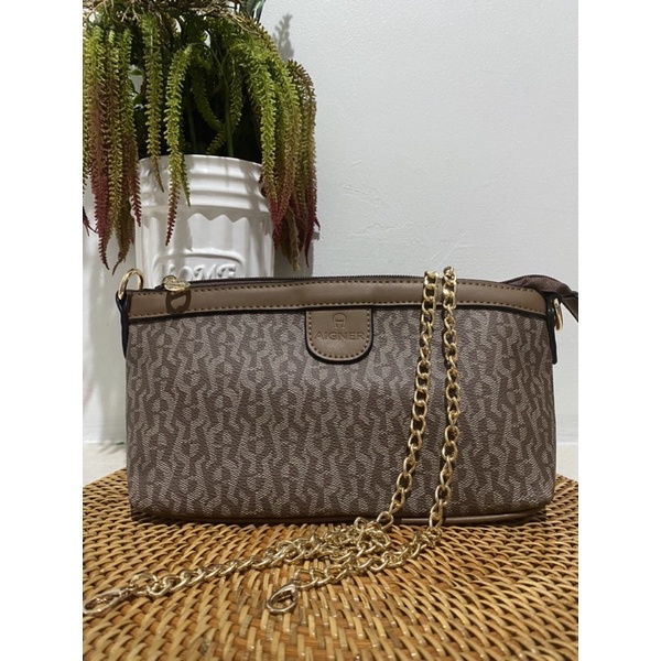 Tas Selempang Kecil Tali Rantai Aigner
