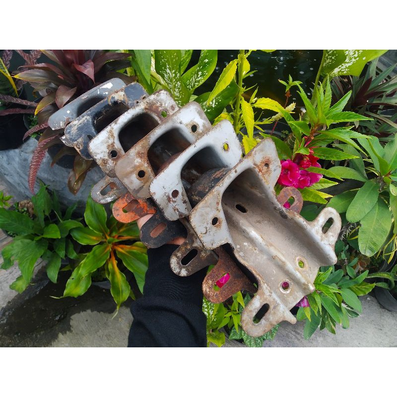 pangkon dudukan lampu stoplamp v80 V80 cb100 CB100 original