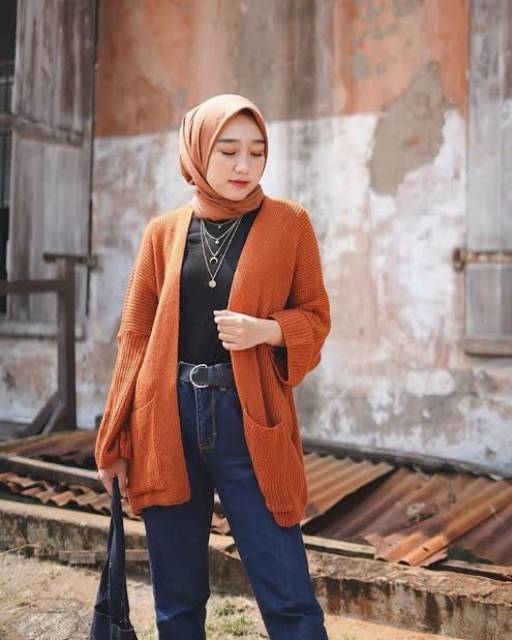 ootd cardigan maroon