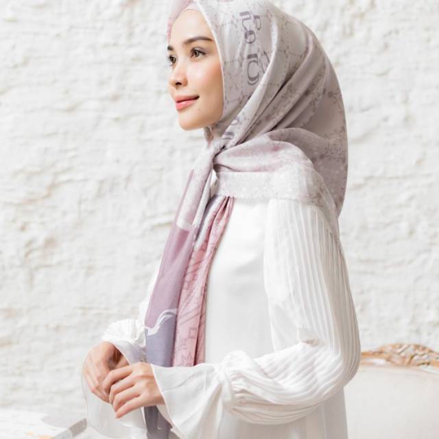 Kanaka Scarf in Wakatobi