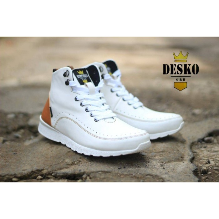 SEPATU BOOT PUTIH KASUAL KEREN PRIA DESKO